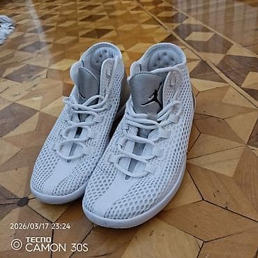 Ботинки: Jordan basketbol krossovkaları - Model kodu: 834064-100 - Ölçü: US — 3