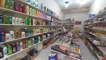 setka vitrin: Market polkalar divar demirle birlikde cemi 280 azn.mağaza bağlayıram — 4