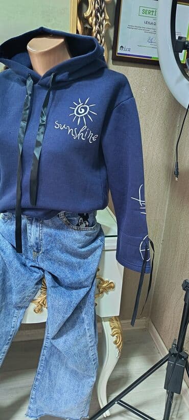 sifon koynekler: Zərif ziyafət geyimləri dəsti 1) Yaşıl maxi don - Dərin V-yaxa, ön — 16