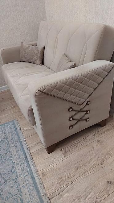 divan islemis: Divan 170 azn Acilir, bazalidir Parcasi nabuk Olcusu 150x85 🏡Ayna — 2