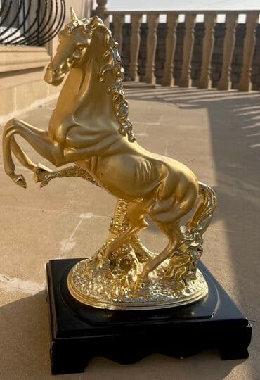 Şamlar: Fiqur, Metal, rəng - Qızılı — 1