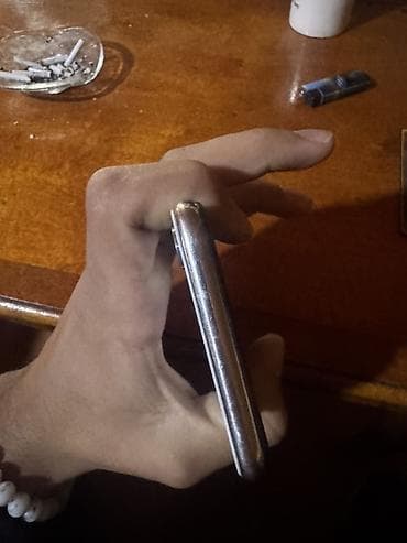 galaxy tab e: IPhone X, 256 GB, Face ID — 4