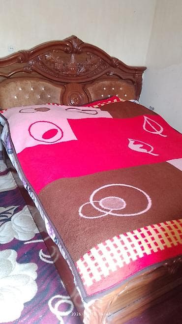 bamboo tekstil: Yataq üçün Xovlu rəng - Qırmızı Yataq örtüyü — 2