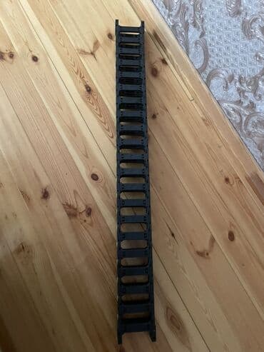 120 гидравличечесий углообжимной пресс для соединен: Plastik enerji zənciri (kabel daşıyan sürüşkən hissələrdən ibarət). - — 3