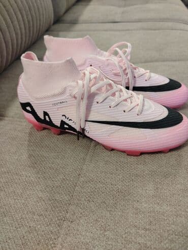 Jqutlar: Butslar — 2