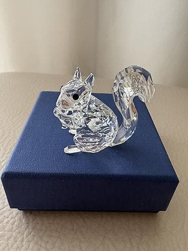 SWAROVSKI Белка.Новая.Отличный подарок на 8 Марта.Цена ниже на 50%