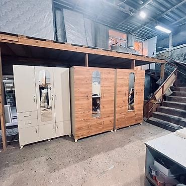 stul tek: 3 qapılı, Güzgülü, Ağ, Digər material, Açılan, Düz dolab — 1