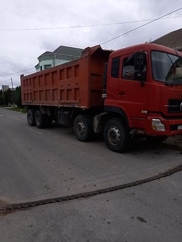 masin baqajlari: 2011 il, motor 8.9 l, Samosval, İşlənmiş — 2
