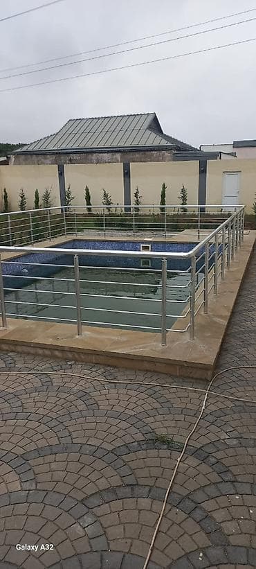 Açıq hava hovuzu – paslanmayan polad məhəccərli - Ölçü: orta ölçülü at lalafo.az Açıq hava hovuzu – paslanmayan polad məhəccərli - Ölçü: orta ölçülü