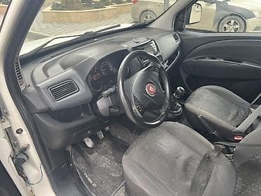 Fiat Doblo Cargo panelvan - Kuzov: ağ rəngli, sürgülü yan qapılar — 4