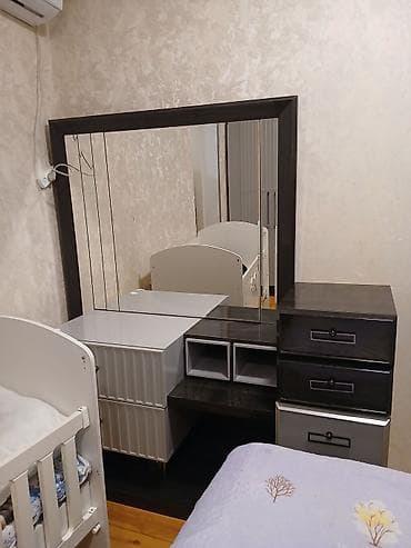 Mebel: Makyaj/komod dəsti – böyük güzgülü, çoxfunksiyalı saxlama ilə - — 1
