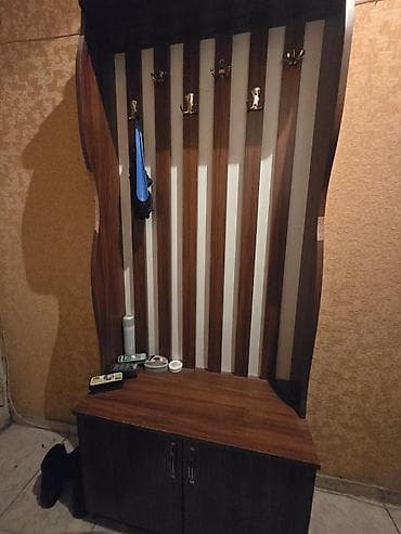 ayaqqabı dolabi: Dəhliz üçün asılqanlı dolab-komod - Material: laminat/MDFlam — 1