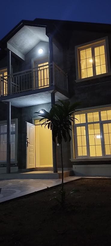 gencede ev: Ramana qəs. 6 otaqlı, 144 kv. m — 2