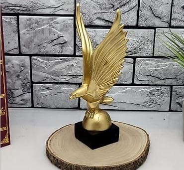 Fiqur, rəng - Qızılı