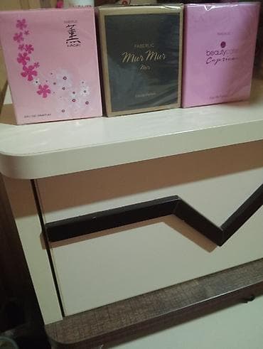 Qoxuları və qalıcılığı çox yaxşıdi lalafo.az -da Qoxuları və qalıcılığı çox yaxşıdi