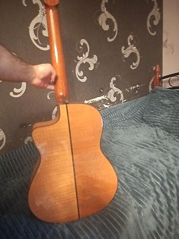 electro gitara: Elektro-klasik gitara martinez bura gelisi 2000ne oturur kohnenin — 4