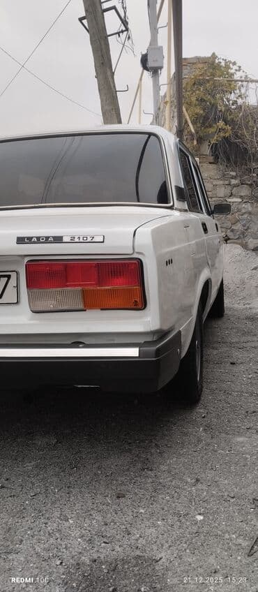 kia ölüxana bakı: VAZ (LADA) 2107: 0.6 l | 1984 il 48000 km Sedan — 6