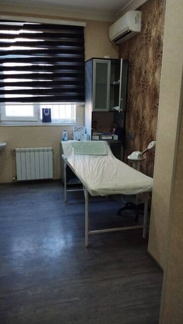 yeni baki masazir: Nəsimi rayonu.28 Mayda, Dəmiryollar idarəsinin arxasında,4 mərtəbəli — 1