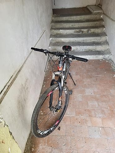 volsbet: SAFT dağ velosipedi - Çərçivə: yüngül alyuminiy, “SAFT” loqolu — 2