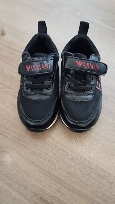 uşaq idman bosonojkaları: Krossovka, Oğlan üçün, 21 — 1