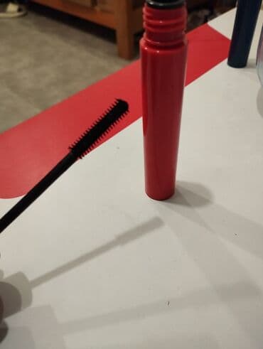 Təbii saçlar, pariklər: Kipriklər üçün tuş, Flormar, Yeni, Ünvandan götürmə, Pulsuz çatdırılma, Ödənişli çatdırılma — 7