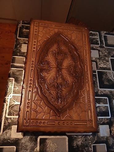 Məhsul: Taxta nərd dəsti (qapaqlı, oyma naxışlı) - Material: Bərk