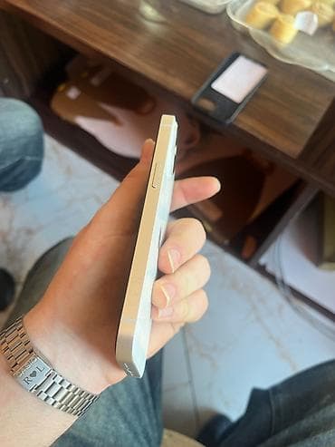 redim 13: IPhone 13, 128 GB, Midnight, Face ID — 4