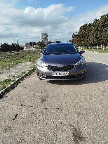kia shuma: Kia Cerato: 1.6 l | 2013 il Sedan — 1