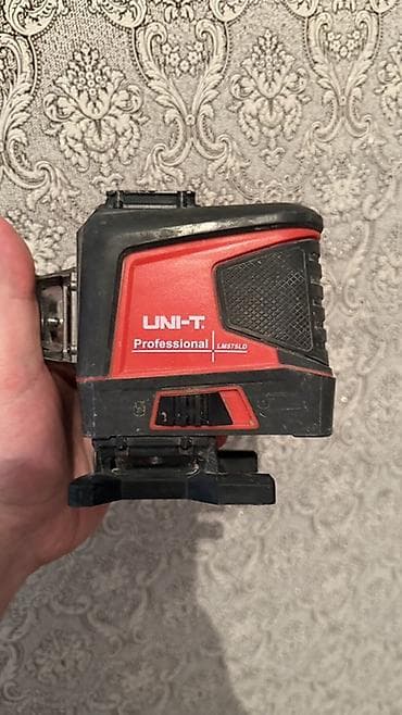 Ручные механические инструменты: Лазерный нивелир — 1