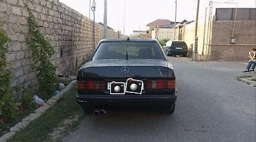 sud ceni: Mercedes-Benz 190 (W201): 2 l | 1992 il Sedan — 2