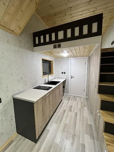 kontener ev: Modul tipli mobil ev – “tiny house” Xüsusiyyətlər: - Daşınan — 9