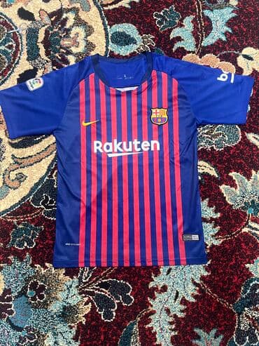 cristiano ronaldo forma: Futbol Formasıdır.Vəziyyəti əladır.Son qiymətdir.Çox az geyinilib.M — 2