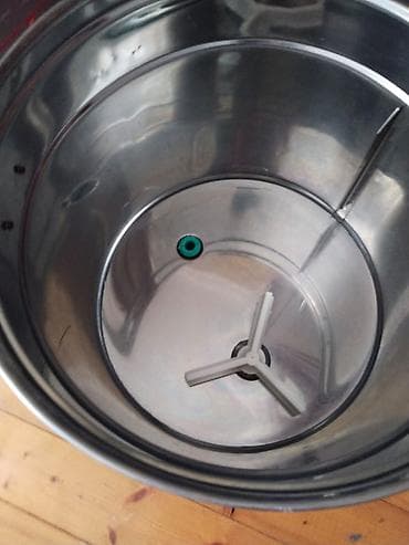 İnkubatorlar: 30 l — 1