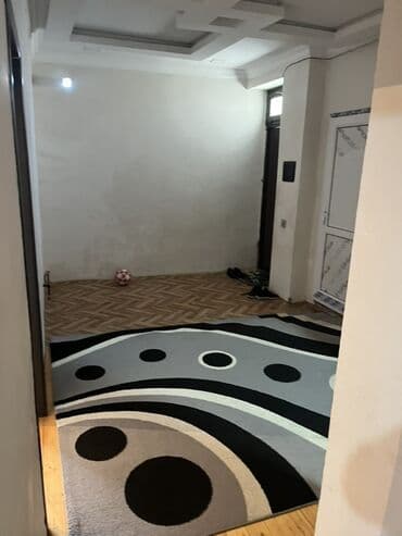 фотостудия советская квартира: Satılır – 2 otaqlı mənzil/interyer paketi - Geniş zal: divan — 4