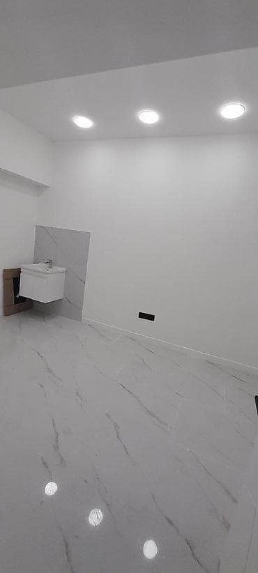 qarayevde: Qara Qarayev metrosu yaxınlığında yerləşən yeni təmirdən çıxmış — 5