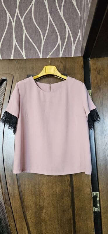 женские трикотажные спортивные костюмы: Brend: Sensiline Ölçü: EU 40 / RUS 46 / UK 12 İki hissədən ibarət — 4