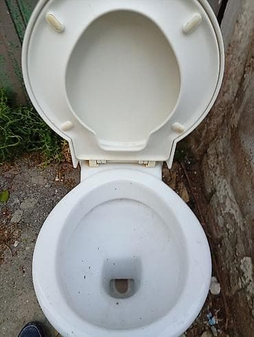 Monoblok unitaz, ağ keramika korpuslu. - Üstdən düyməli su bakı ilə — 6