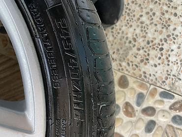 mercedes rolu satilir: Məhsul: Mercedes-Benz üçün orijinal AMG disklər və şinlər komplekti - — 5