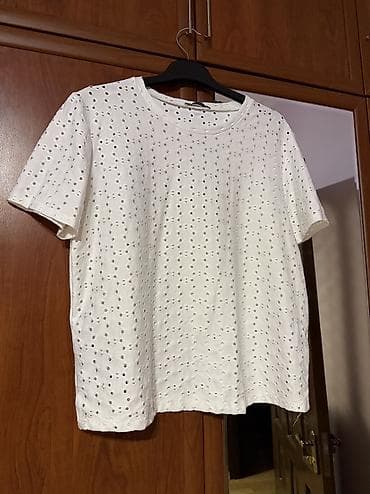 Ağ rəngli, qısaqol “T‑Shirt with Cutwork Embroidery” (ZARA). - — 1