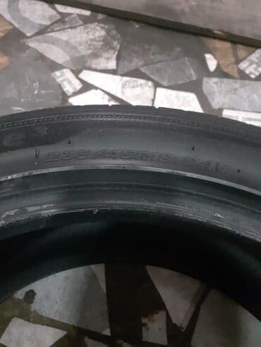 r18 diski: İşlənmiş Şin Hankook 235 / 45 / R 18 — 4
