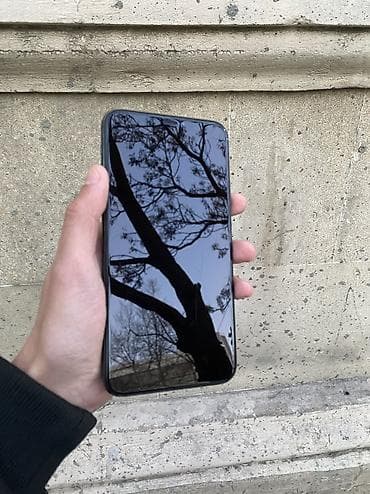 iphone 12: IPhone 11 Pro Max, 64 GB, Matte Midnight Green, Zəmanət, Simsiz şarj, Face ID — 3