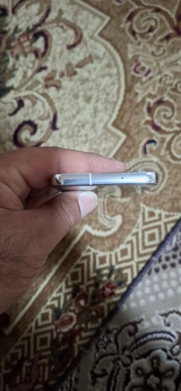 internet modemleri: Samsung Galaxy S23, 128 GB, rəng - Ağ, Simsiz şarj — 5