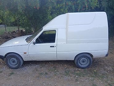 Model: ZAZ 11055 (yükdaşıma furgonu) Kuzov: 2 qapı, yüksək damlı, tam — 5