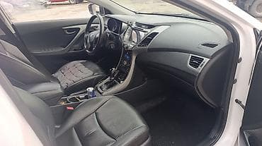 Продажа авто: Hyundai Elantra: 1.6 л | 2014 г. Седан — 7