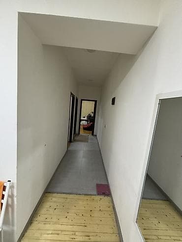 köhne: Bakı, Bakıxanov qəs., 3 otaqlı, Köhnə tikili, 75 kv. m — 2