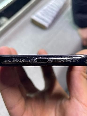 ucuz telefonlar iphone: IPhone X, 64 GB, Qara, Face ID — 4