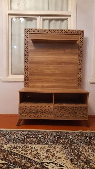 Шкафы: Salam 1 ayin televizor altliqi satilir evde yer yoxdu deye satilir — 1