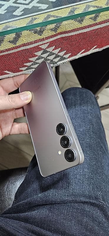 islenmis telefonlar: Samsung Galaxy S25, 256 GB, rəng - Gümüşü, Sənədlərlə — 3