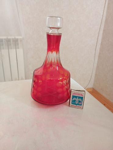 distille: Rəng - Qırmızı, Şüşə, 1 l — 1