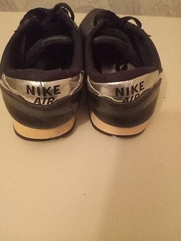 rezin cekmeler: Gencede satilir orginal Nike krasofka Moskvadan alinib - Rəng: qara — 4